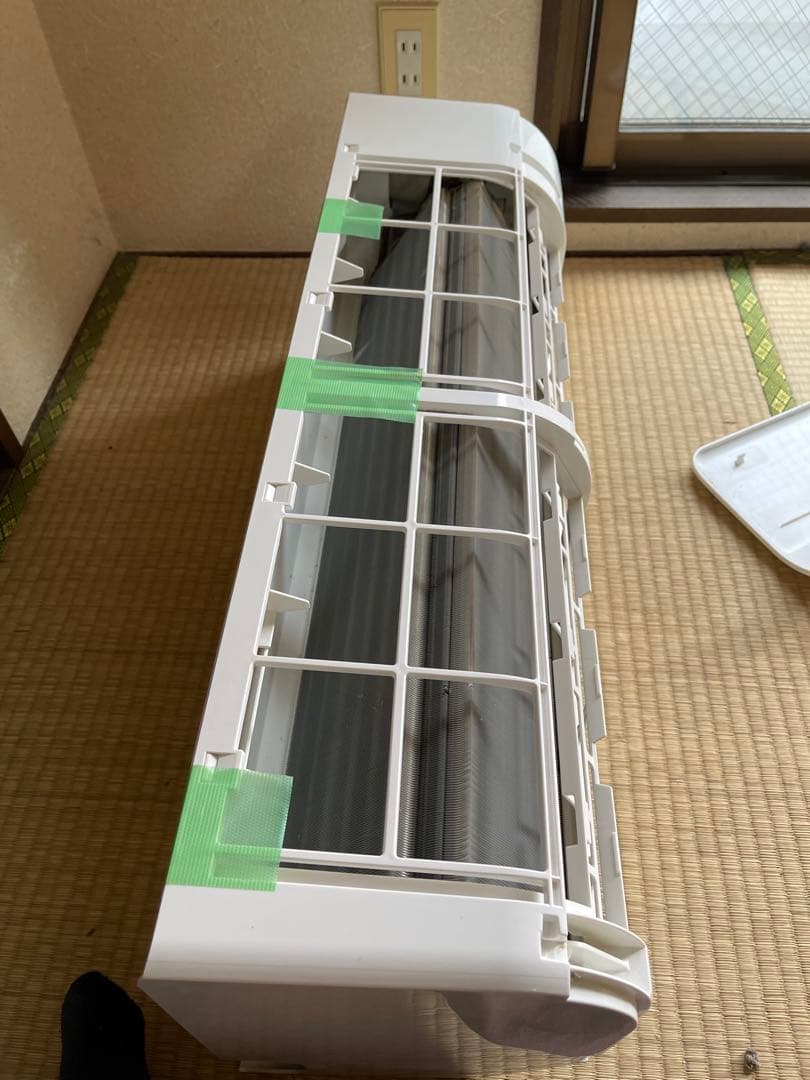 美品　6帖用ルームエアコン　コロナ エアコン CSH-N2222R 本体