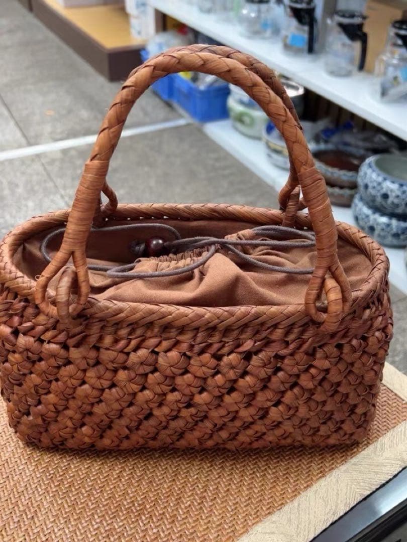 山葡萄かごバッグ 新品バッグ 手提げ 籠 保存袋付き 手作りバッグ