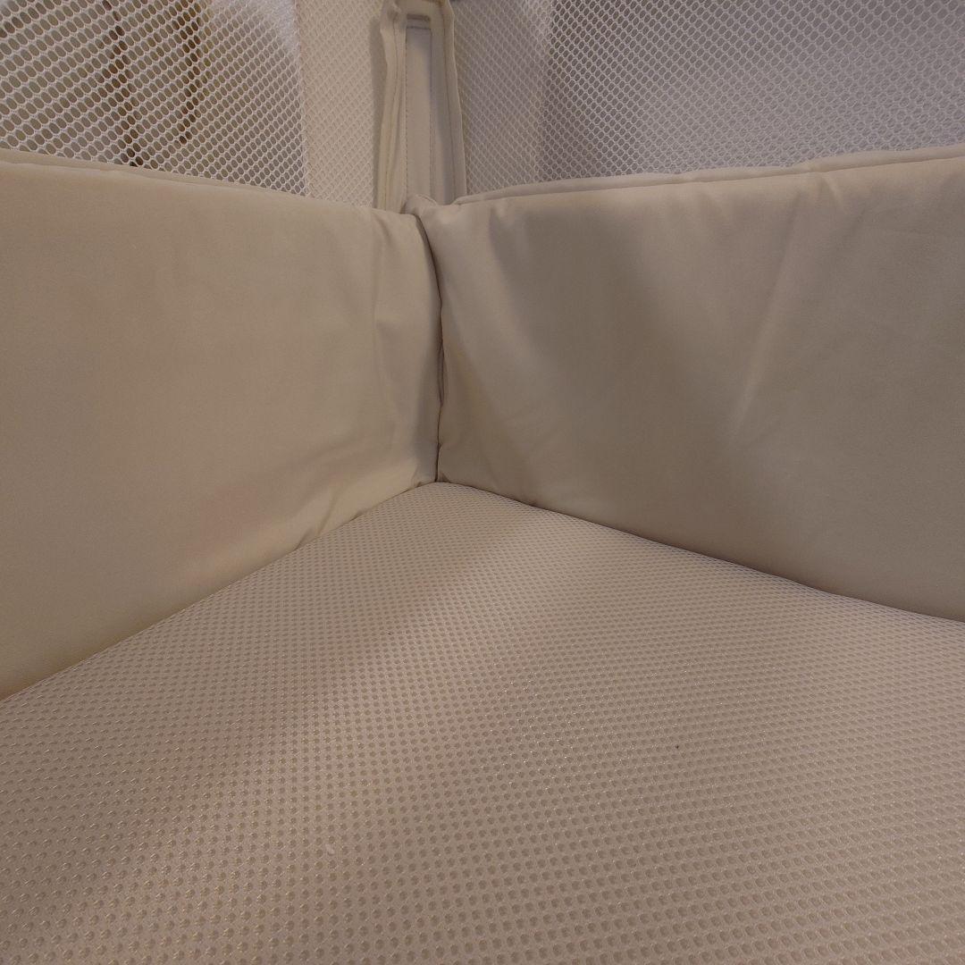 【美品】アップリカココネルエアーAB[ベビーベッド 折り畳み 持ち運び]