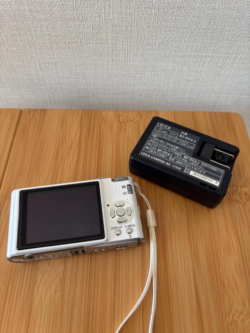 LEICA　デジカメ　C-LUX3