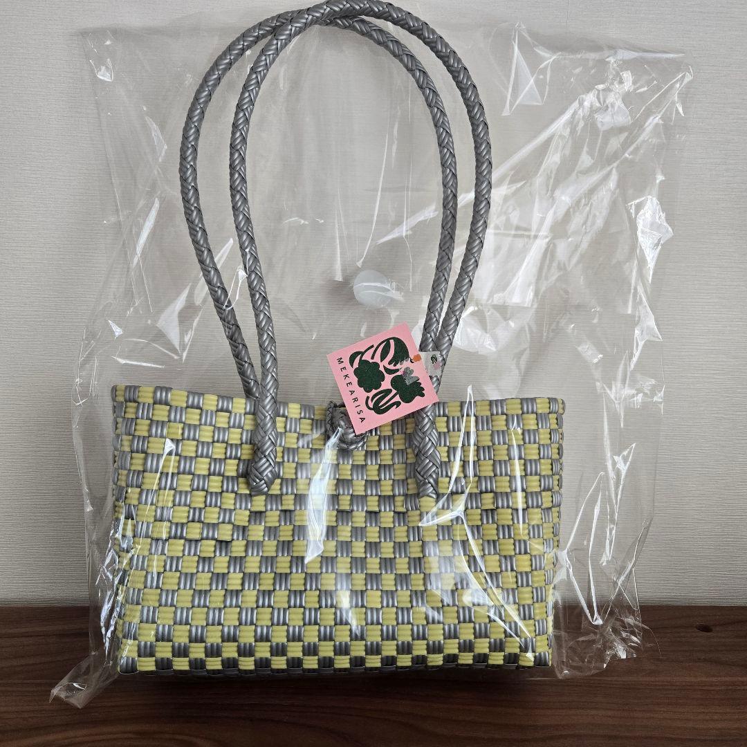 メケアリサ　パニーニ　Sparkle