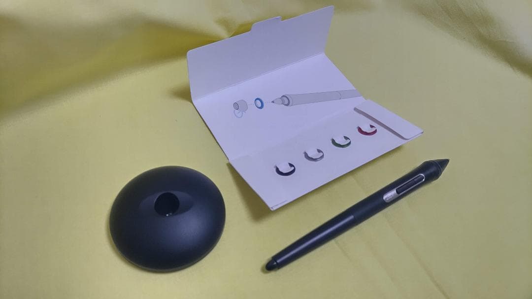 Wacom ペンタブレット本体 黒