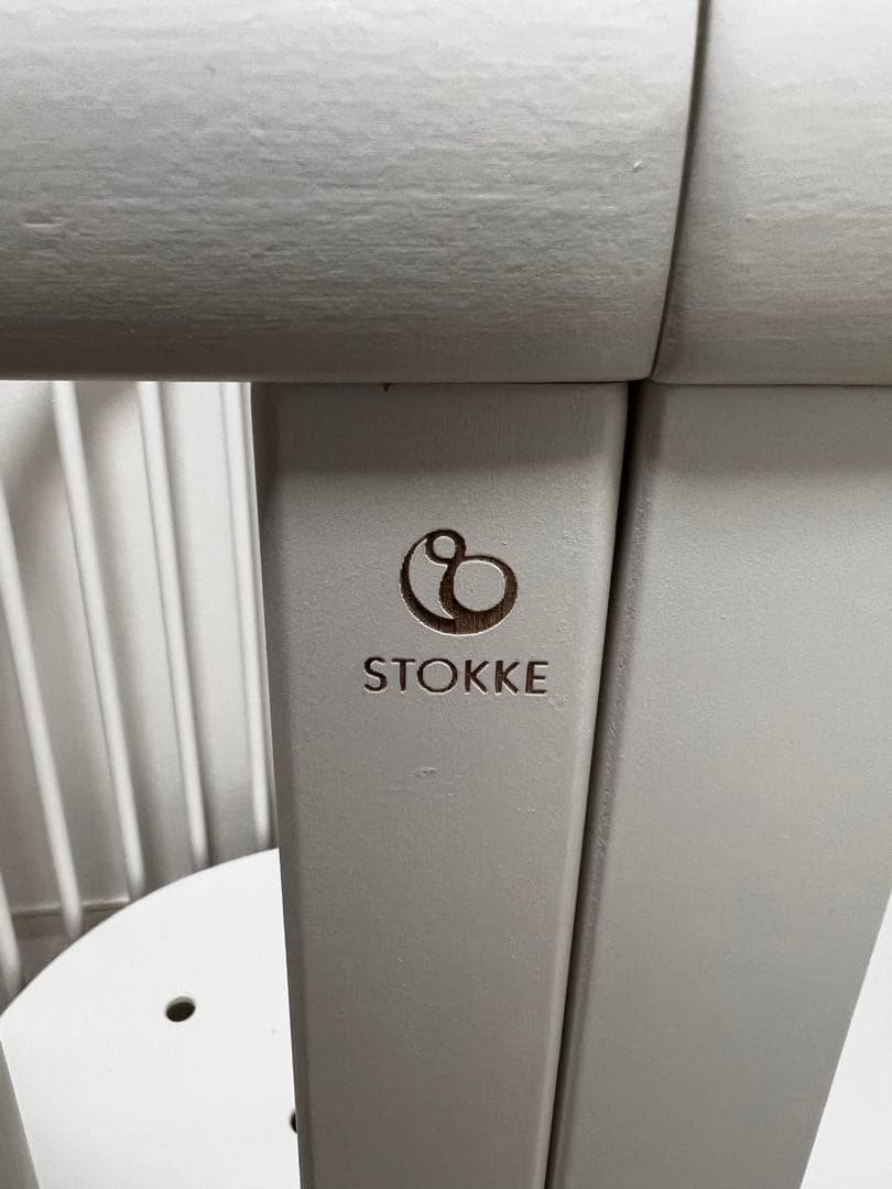 【値下げしました！】STOKKE ベビーベッドセットV3 楕円形 ホワイト