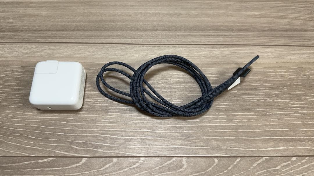 【美品】MacBook Air M2 2022 13インチ メモリ８GB