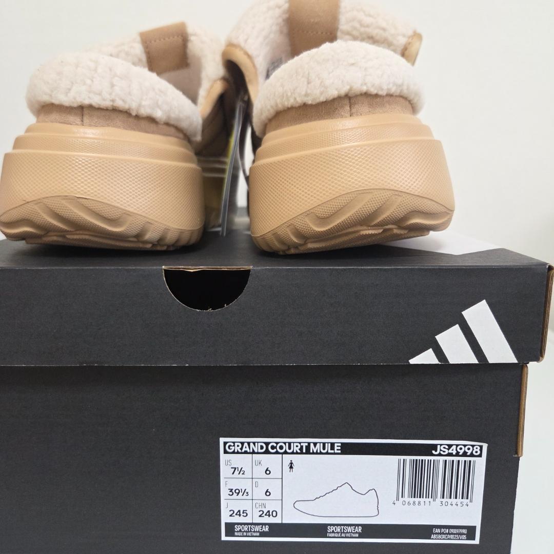 あっふぃ☆ 大人気!! 韓国限定 グランドコートミュール ウォームサンド