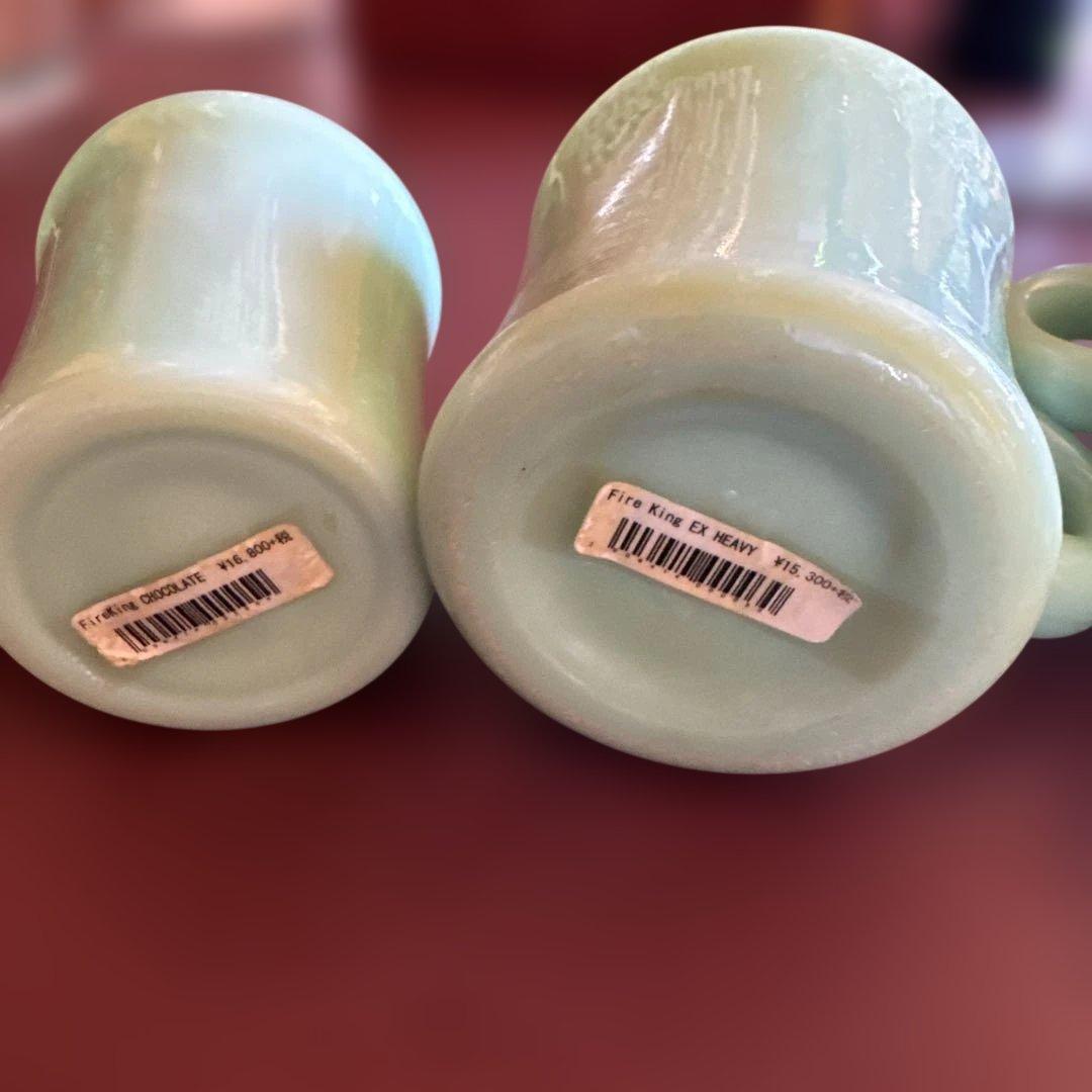 ファイヤーキングの代表的なカラー翡翠色（ジェダイ）ミルク￼ホワイトのマグカップ