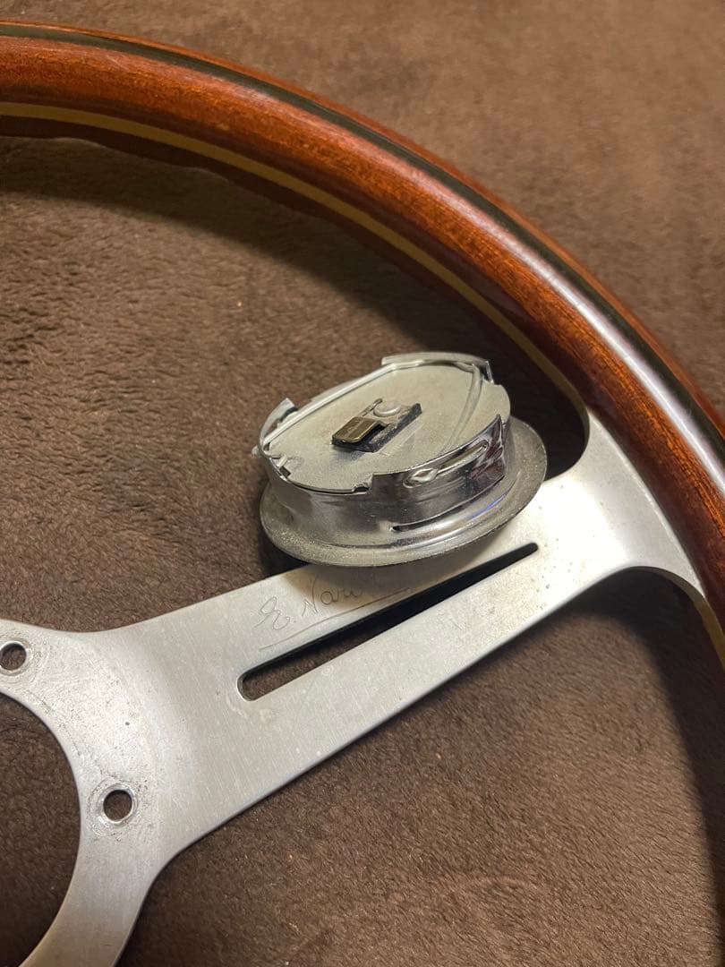 NARDIステアリング 当時物 ホーンボタン