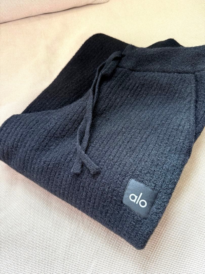 パンツ alo snuggle up pant