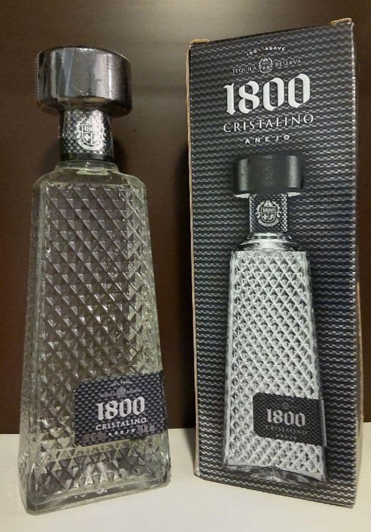 1800 Cristalino テキーラ 750ml
