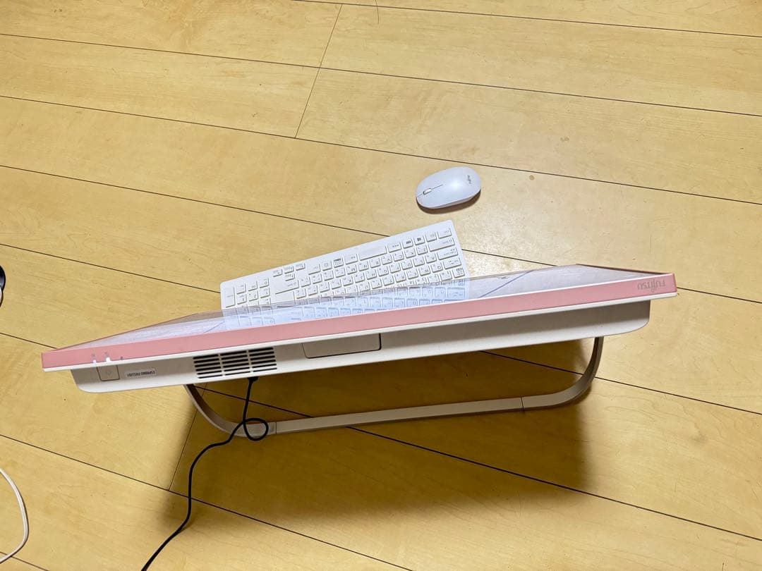 FMV FMVF521D/PG ホワイト/ピンク