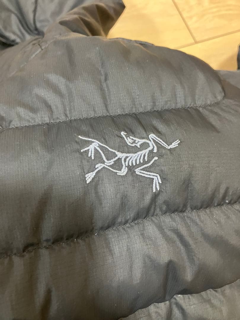 アークテリクス　ソリウムARフーディ　ブラックSサイズ