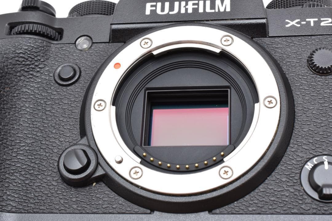 ■ 美品 ■ フジフィルム　FUJIFILM X-T2 ボディ