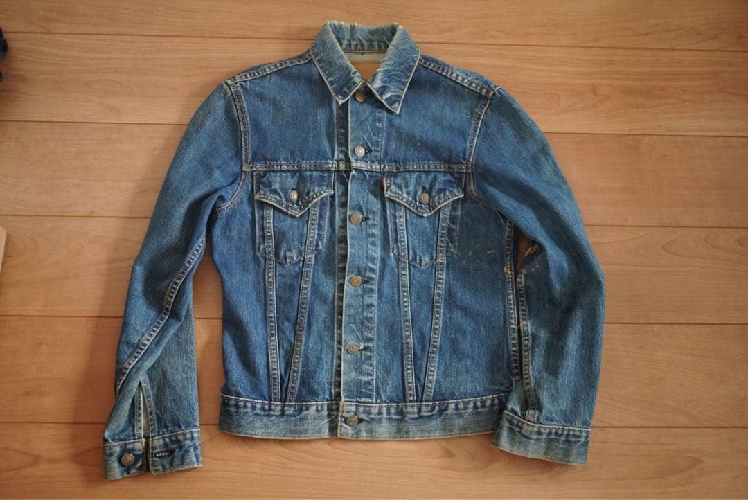 値引き相談歓迎　リーバイス　70505 bige ボタン裏525 M程度