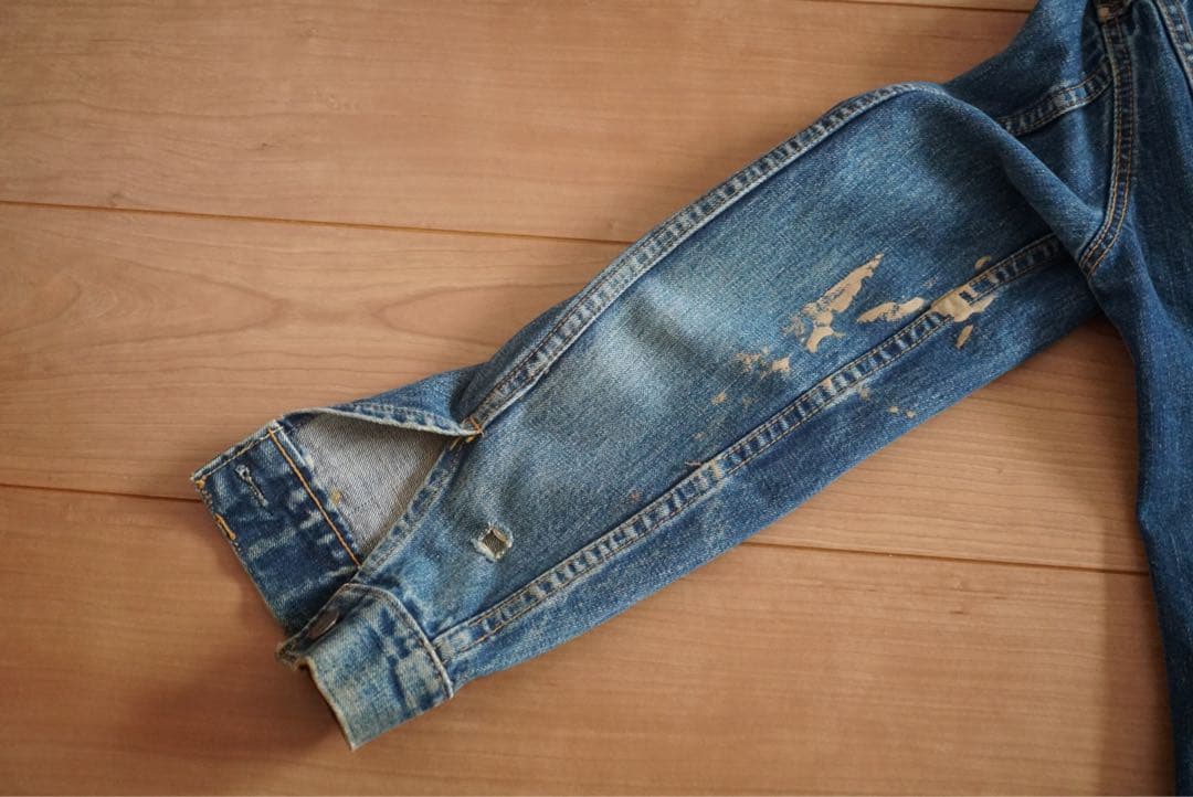 値引き相談歓迎　リーバイス　70505 bige ボタン裏525 M程度