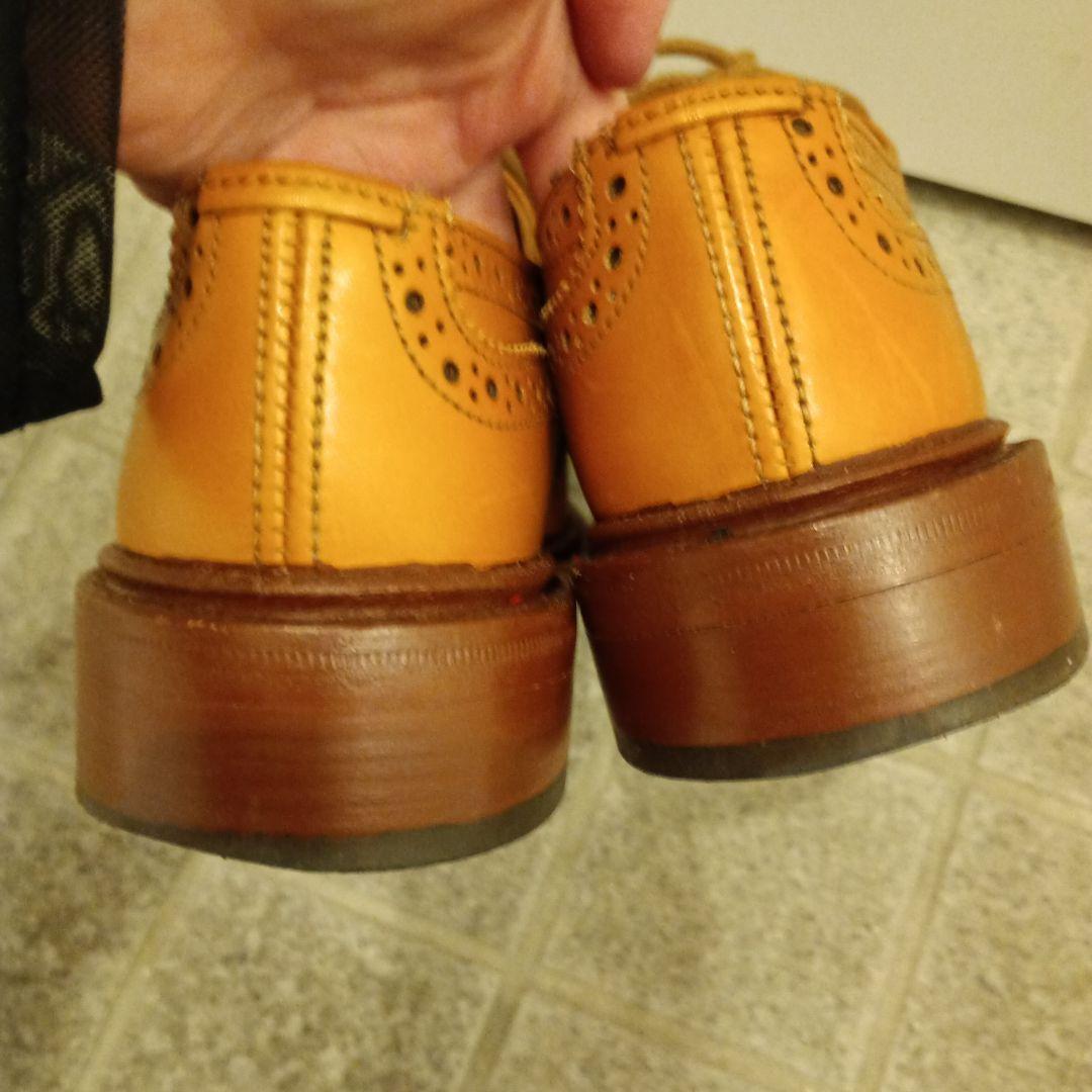Tricker's ブラウン レザー ウィングチップ