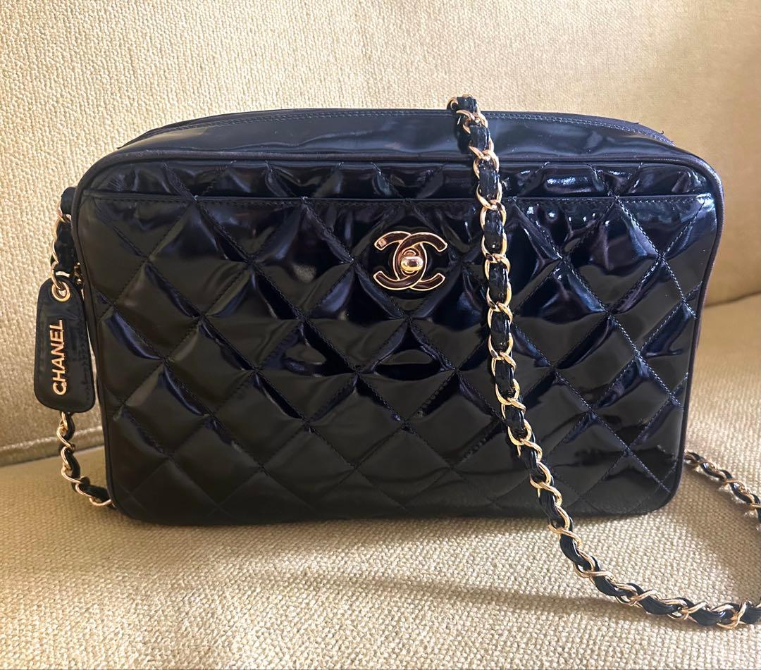 CHANEL ブラック パテントレザー チェーンショルダーバッグ ヴィンテージ