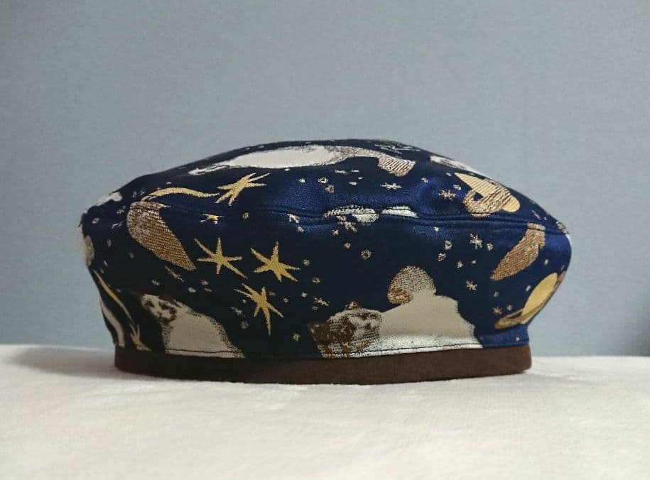 【可愛すぎる猫柄！】CA4LA カシラ ベレー帽 ネコ 猫 宇宙 星 星座