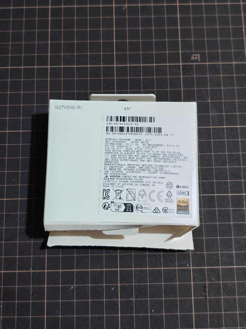 Nothing Ear ワイヤレスイヤホン ホワイト