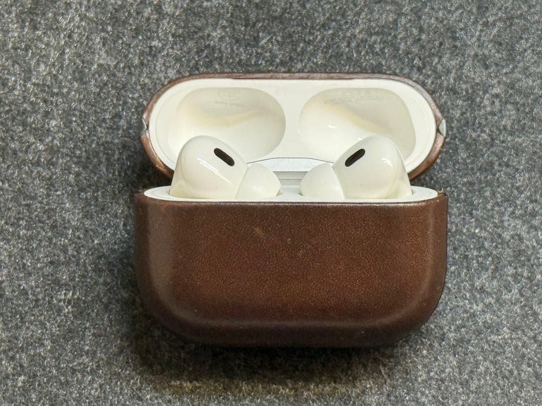 AirPods Pro 2第二世代（NOMADケース付き）