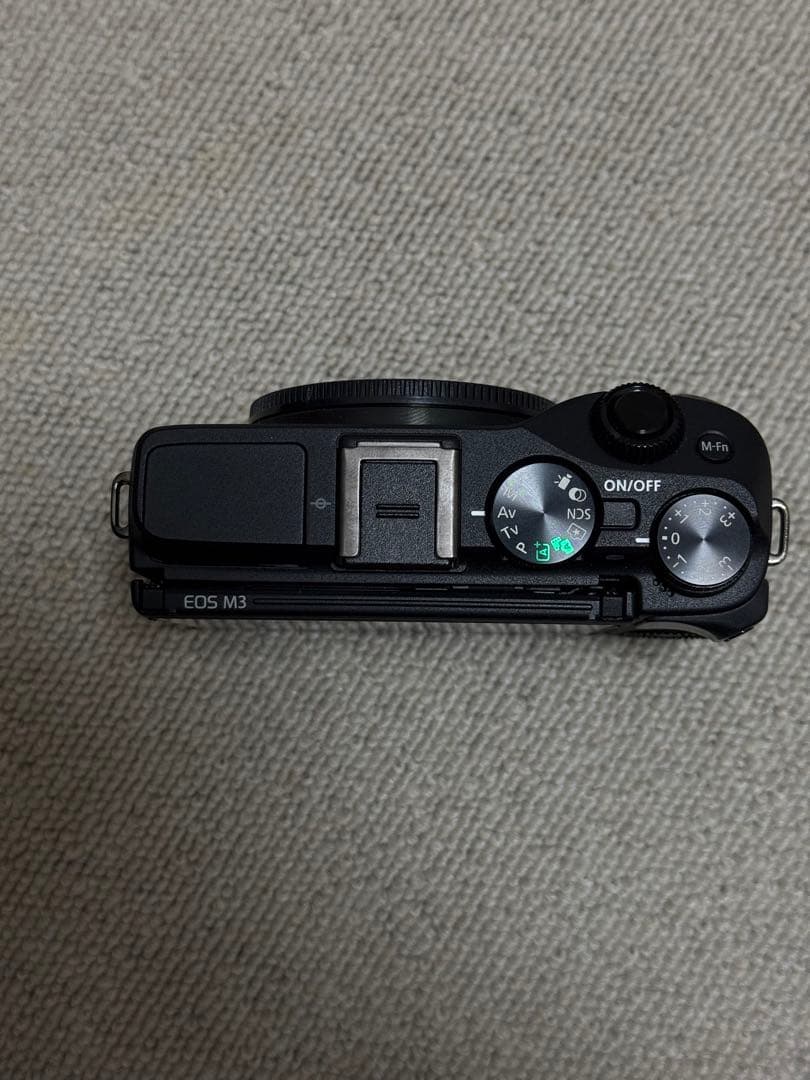 Canon EOS M3 ミラーレスカメラ