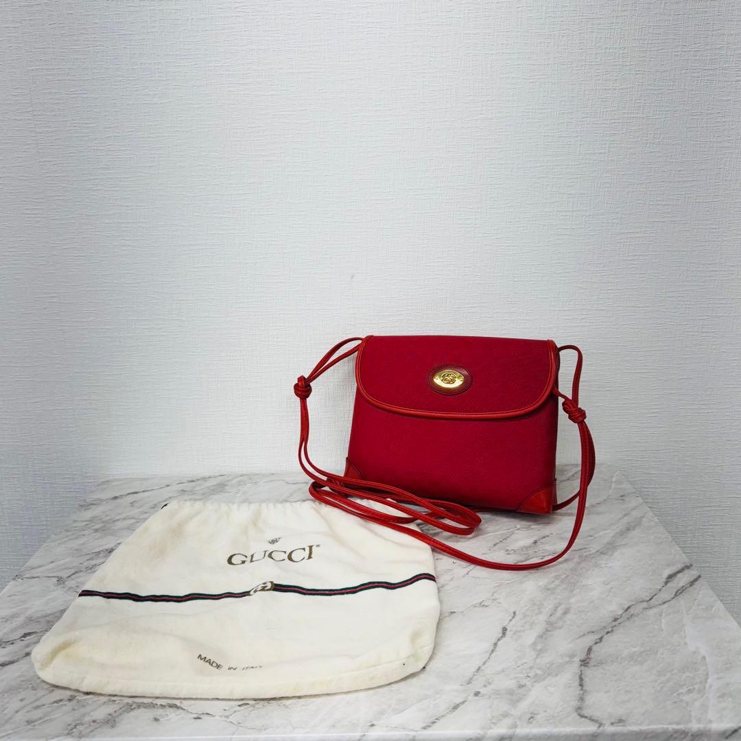 ✨GUCCI✨グッチ✨レッド✨ヴィンテージ✨ショルダーバッグ✨