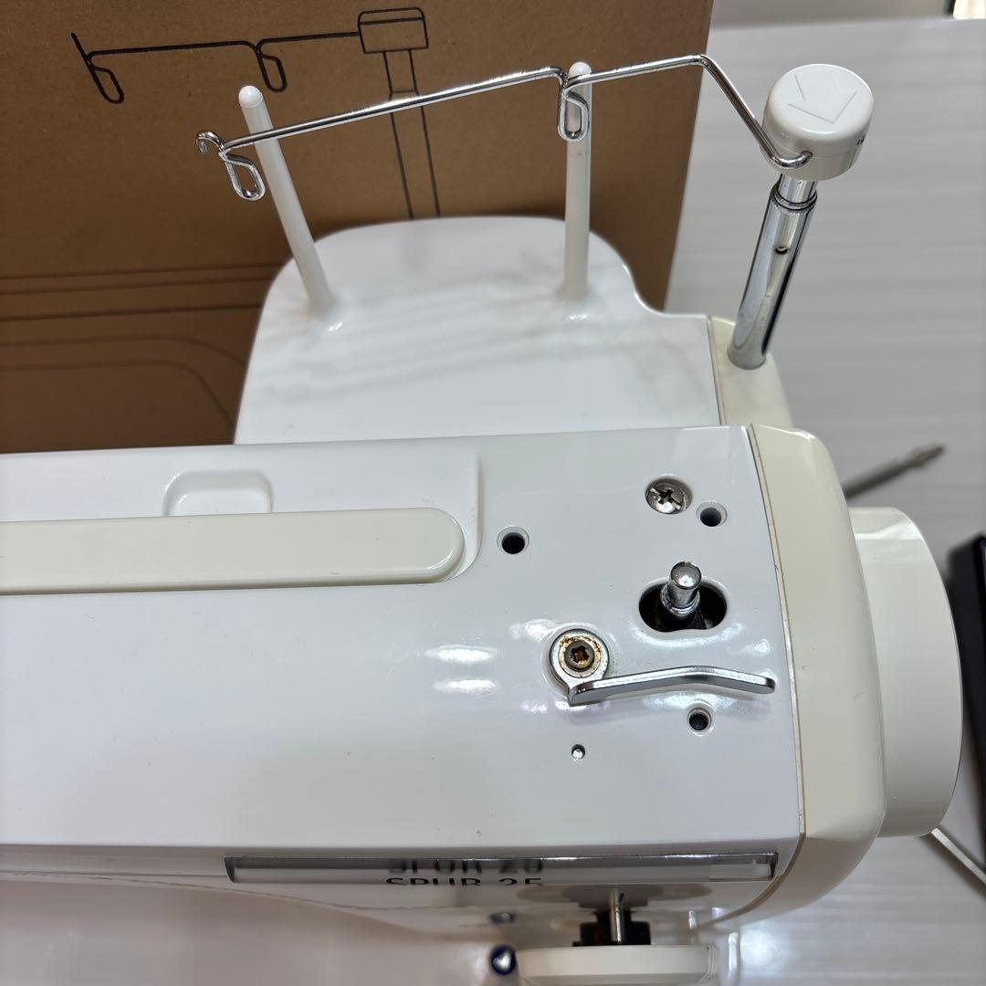 JUKI　SPUR25DX・フットコン+糸切装置・押え多数・大型テーブル・レバー
