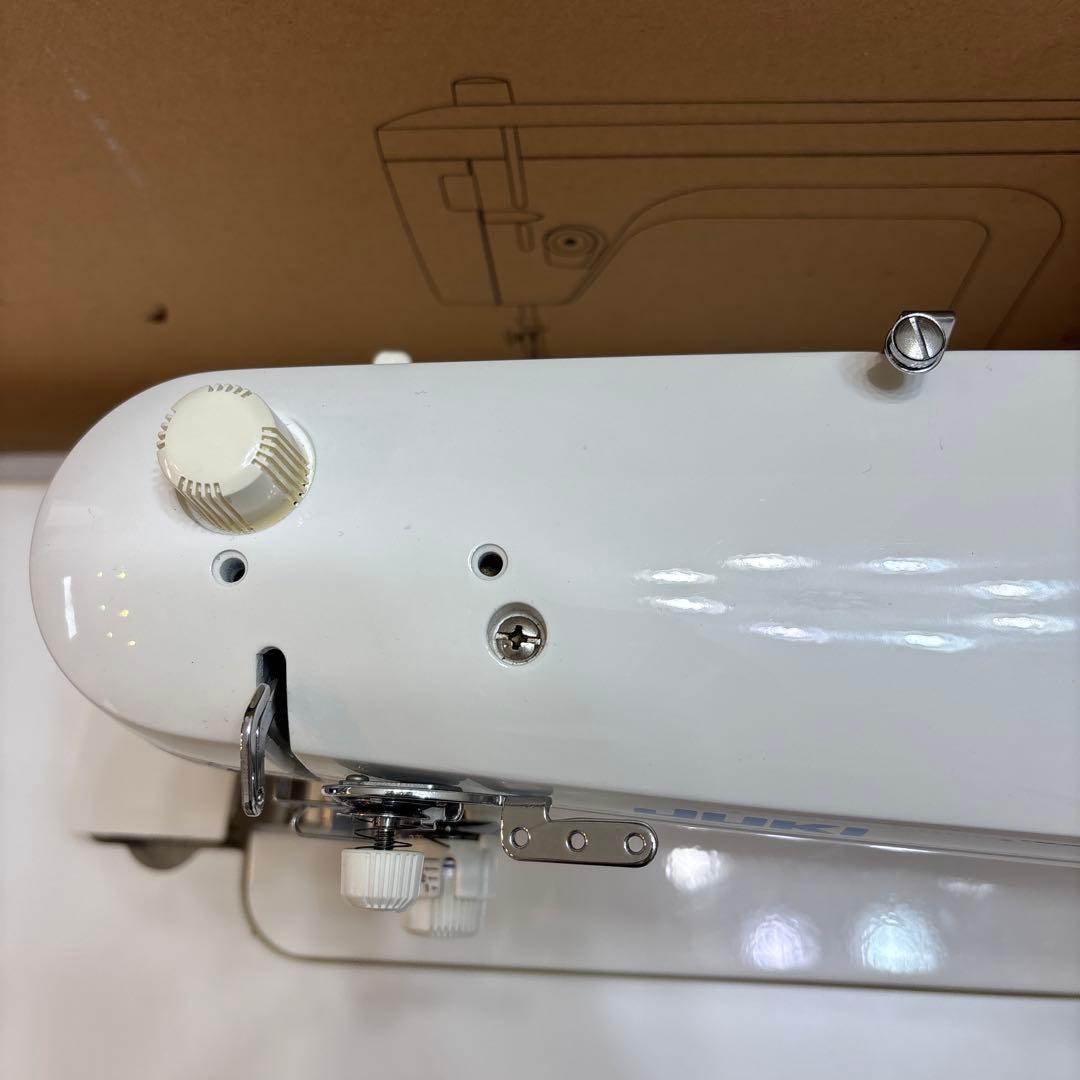 JUKI　SPUR25DX・フットコン+糸切装置・押え多数・大型テーブル・レバー