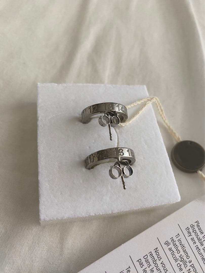 おいなりさん専用　22AW メゾン マルジェラ ナンバリングピアス