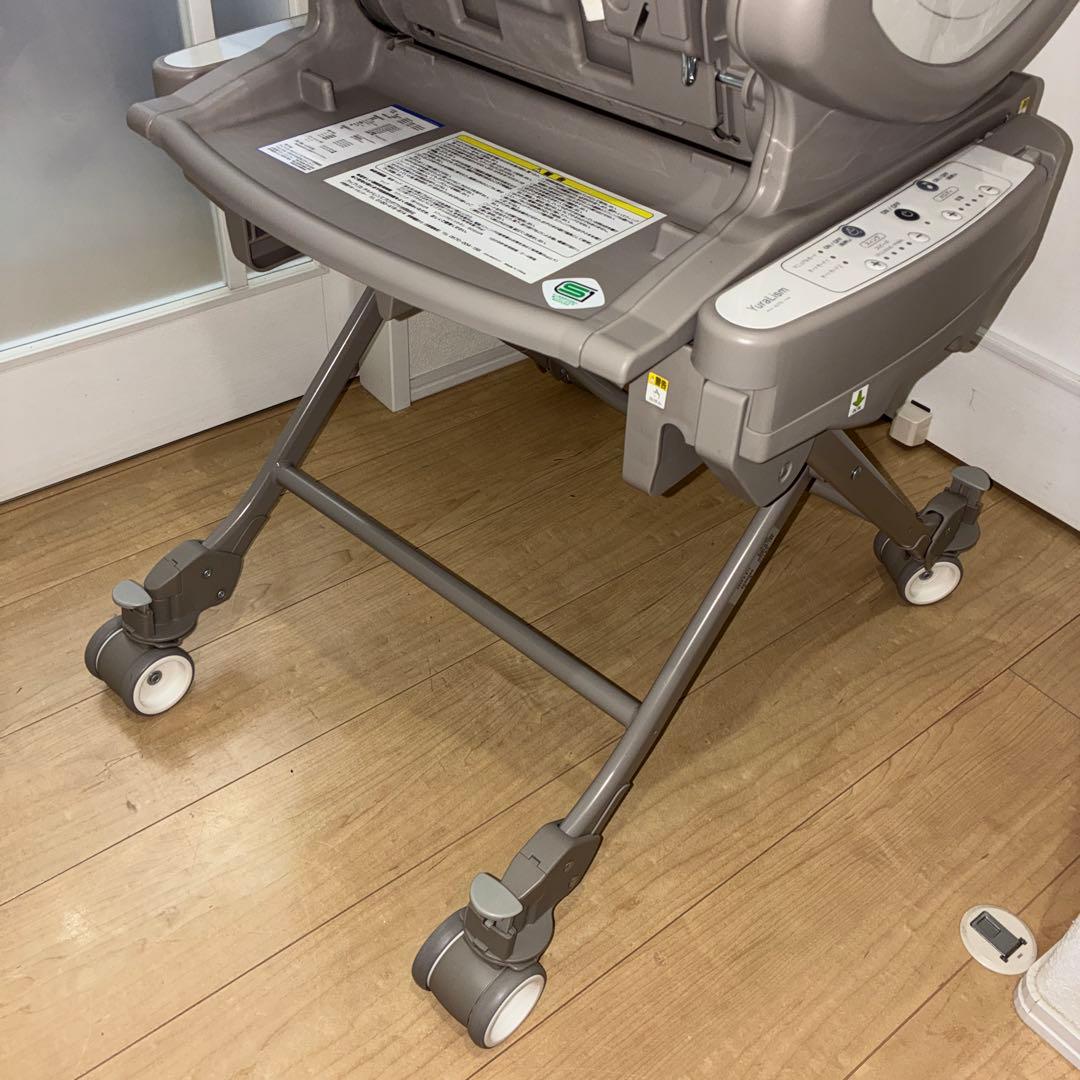 Aprica ユラリズム オートスイング ムーンロック 電動