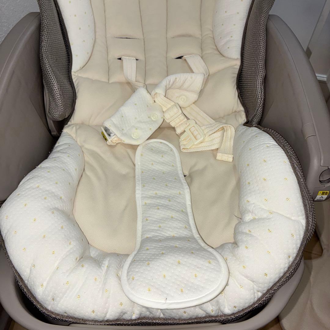 Aprica ユラリズム オートスイング ムーンロック 電動