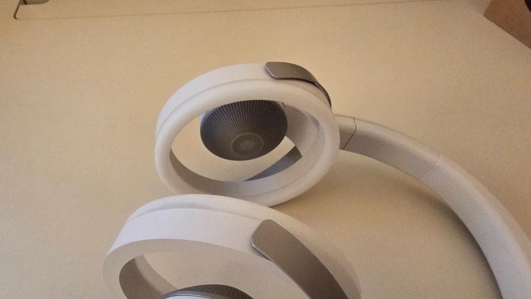 ヌーム　NWM ONE オープンイヤーオーバーヘッド スピーカー ホワイト