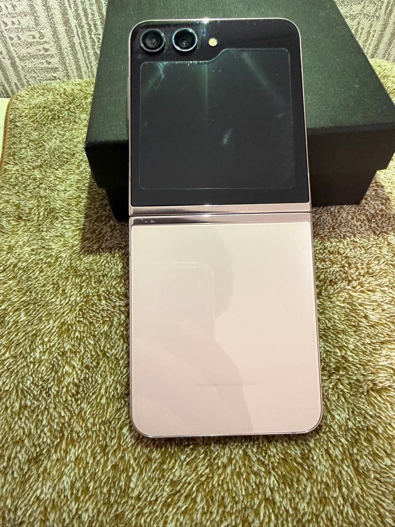 M*O様 Galaxy Z Flip5 256GB ラベンダーSIMフリー