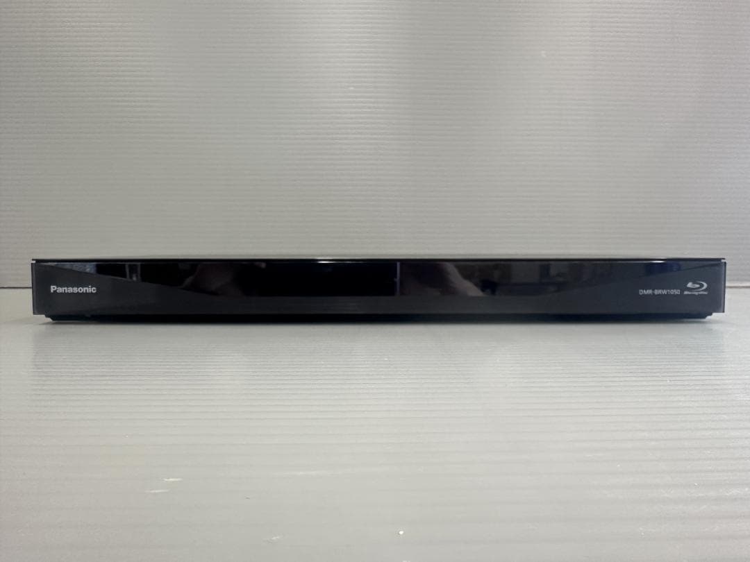 Panasonic　ブルーレイレコーダー　DMR-BRW1050　2018年製