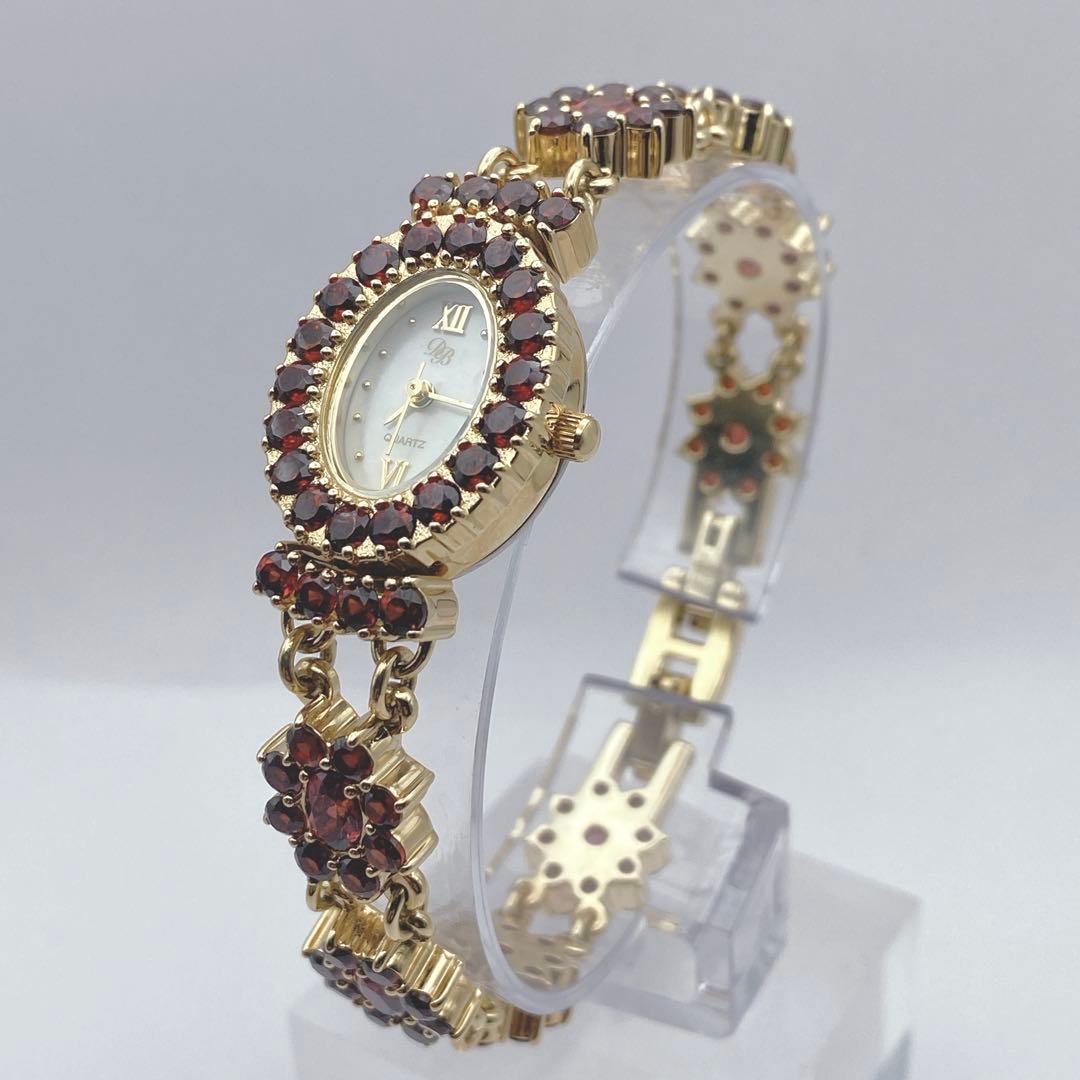 希少　D.M Buxton ホワイトシェル文字盤 ガーネット装飾 ブレスウォッチ