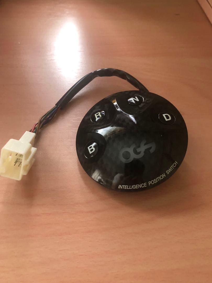 プリウス30系　OGS インテリジェンスシフト　スイッチ　カーボン調