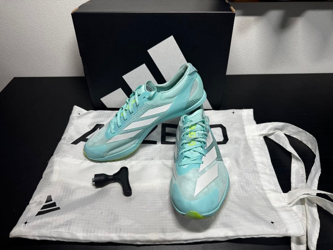 【美品】アディダス アディゼロ フィネス 26.0cm