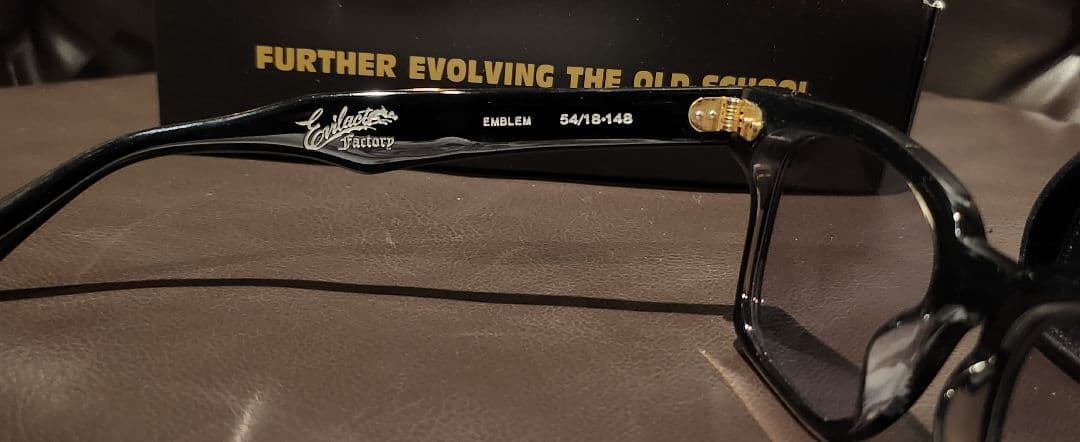 EVILACTイーブルアクト EMBLEM -limited edition-