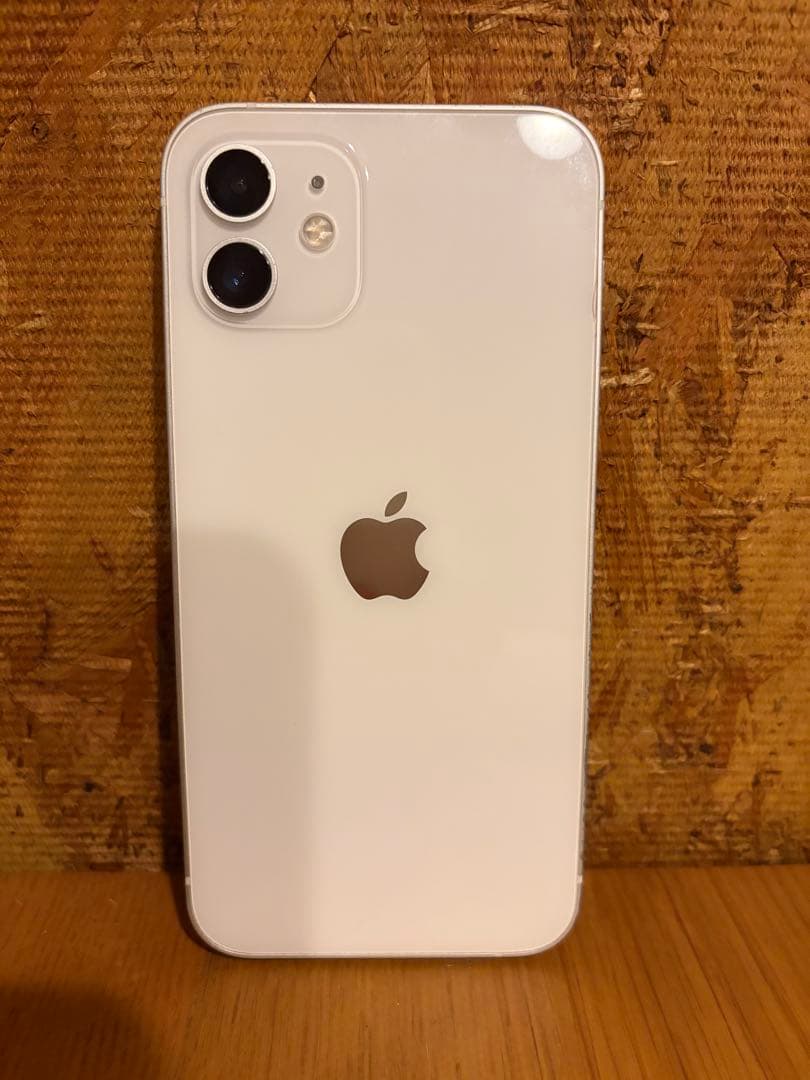 Apple iPhone 12ホワイト 本体