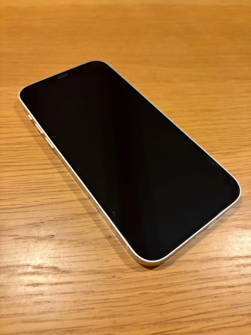 Apple iPhone 12ホワイト 本体