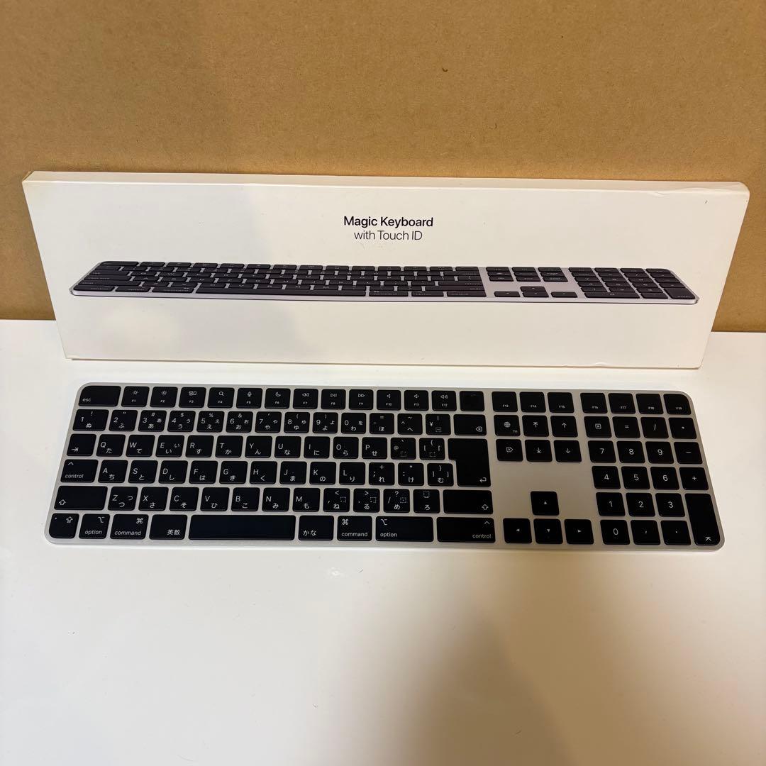 Apple Magic Keyboard テンキー付 USB–C 日本語ブラック