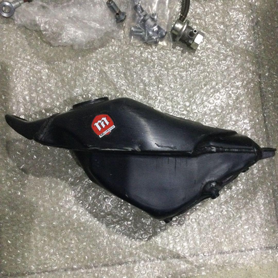 RTL cota 4RT 250cc 2013年　燃料タンクASSY