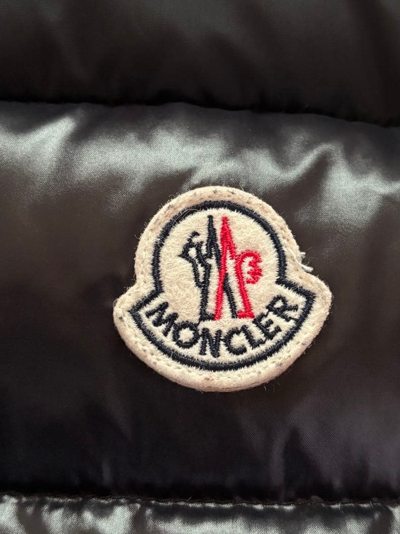 MONCLER モンクレール　ダウンベスト