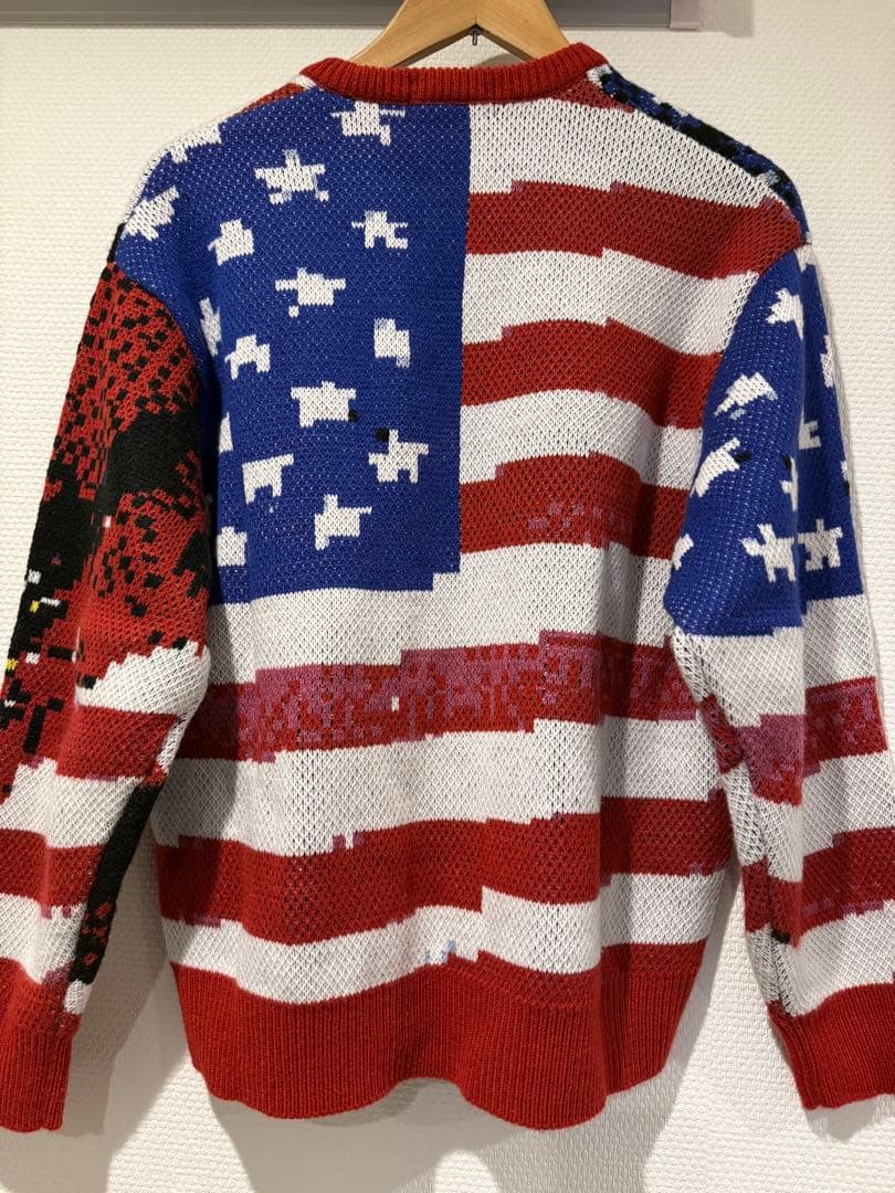 みゆきっち Supreme Digital Flag Sweater
