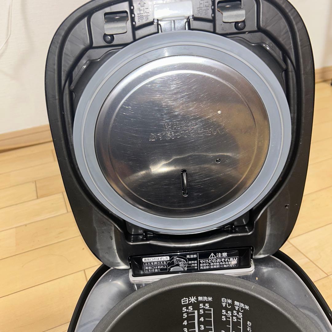 東芝 真空圧力IHジャー炊飯器 5.5合 RC-10VSP 購入価格34000円