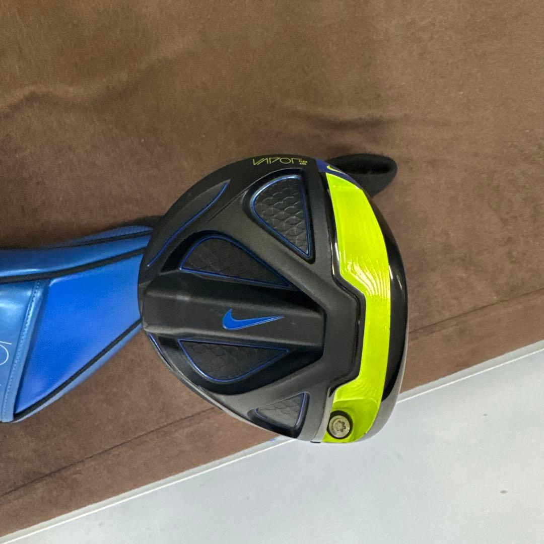 カッコいいNikeVapor ドライバー 超美品激レア♪ 期間限定シャフト2本