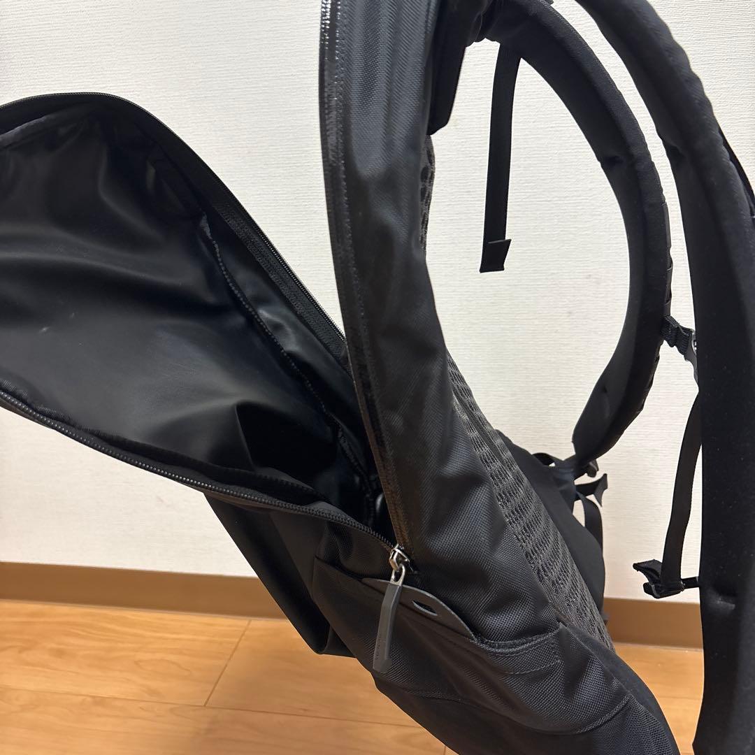 【正規店購入レシート付属】ARC'TERYX　Arro22
