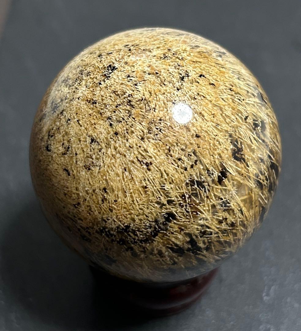 ゴールデンルチルクォーツクリスタル　丸玉186g