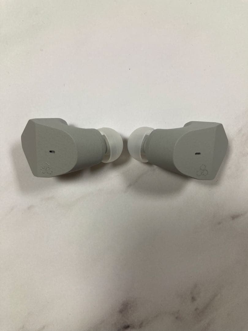 美品　final ZE3000 for ASMR　完全ワイヤレスイヤホン