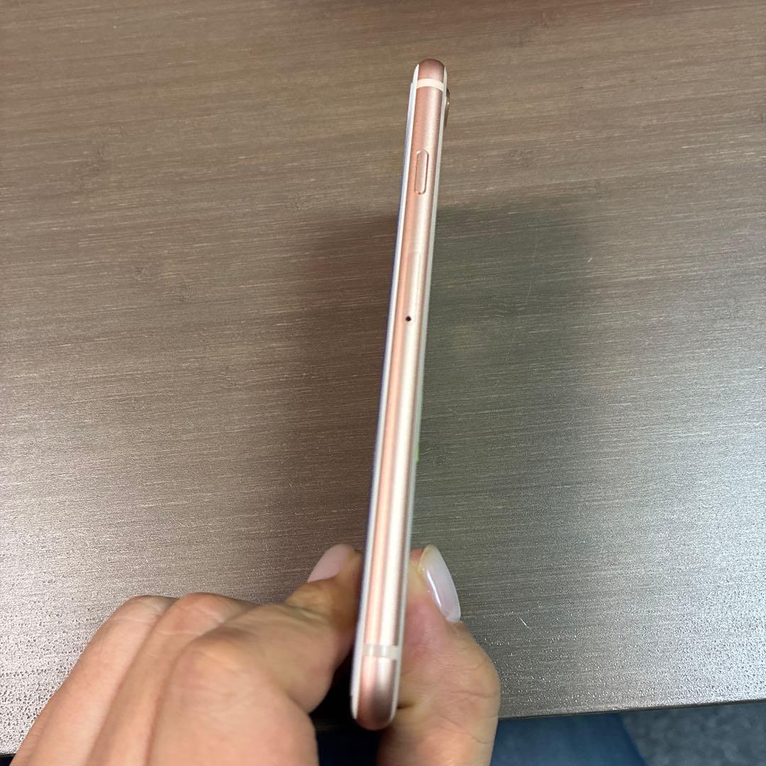 Apple iPhone 8 ゴールド 本体