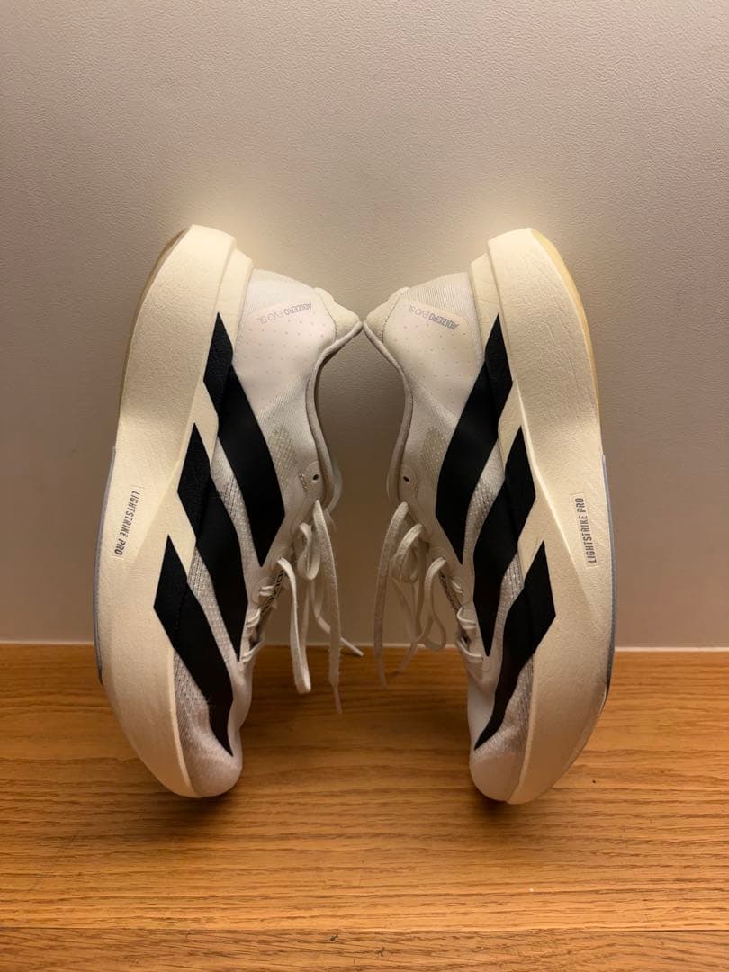 yama ADIZERO ランニングシューズ